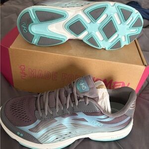 Ryka Women's Gray and Blue Athletic Shoes